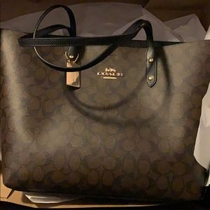 Coach purse brand new without tags